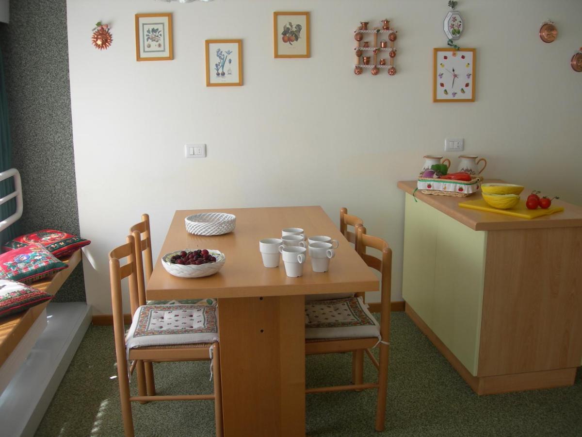 Appartamenti Vacanze Casa -Residence Albare - Check In Vacanze Casa - Marilleva 900 Bagian luar foto